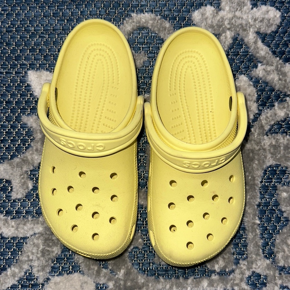 Crocs